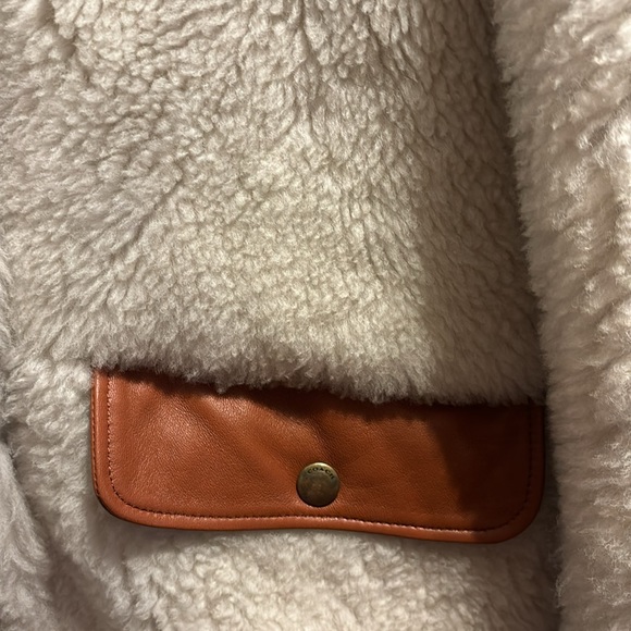 Coach Lamb Shearling (worn once) with leather pocket trim and brass buttons - Picture 3 of 6